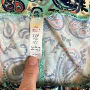 LulaRoe tall & curvy leggings size 12-18